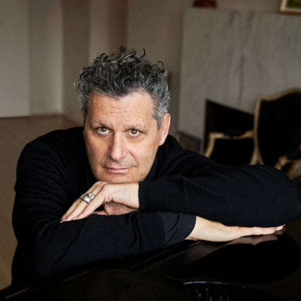 Performing Arts Houston presents An Evening with Isaac Mizrahi